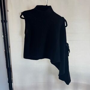 essue Black Asymmetric Sleeveless Turtleneck Sweater